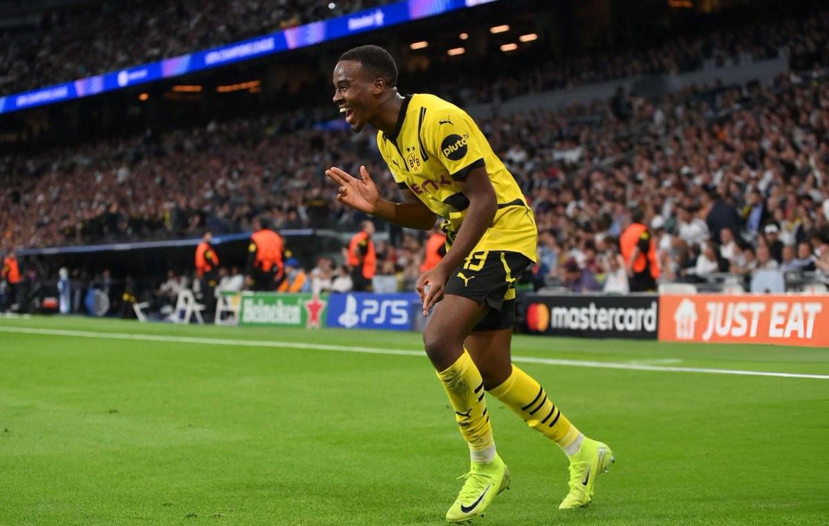 广州恒大足球队中超球员名单与实力分析